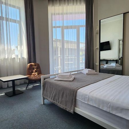 Prime Hotel ギュムリ エクステリア 写真