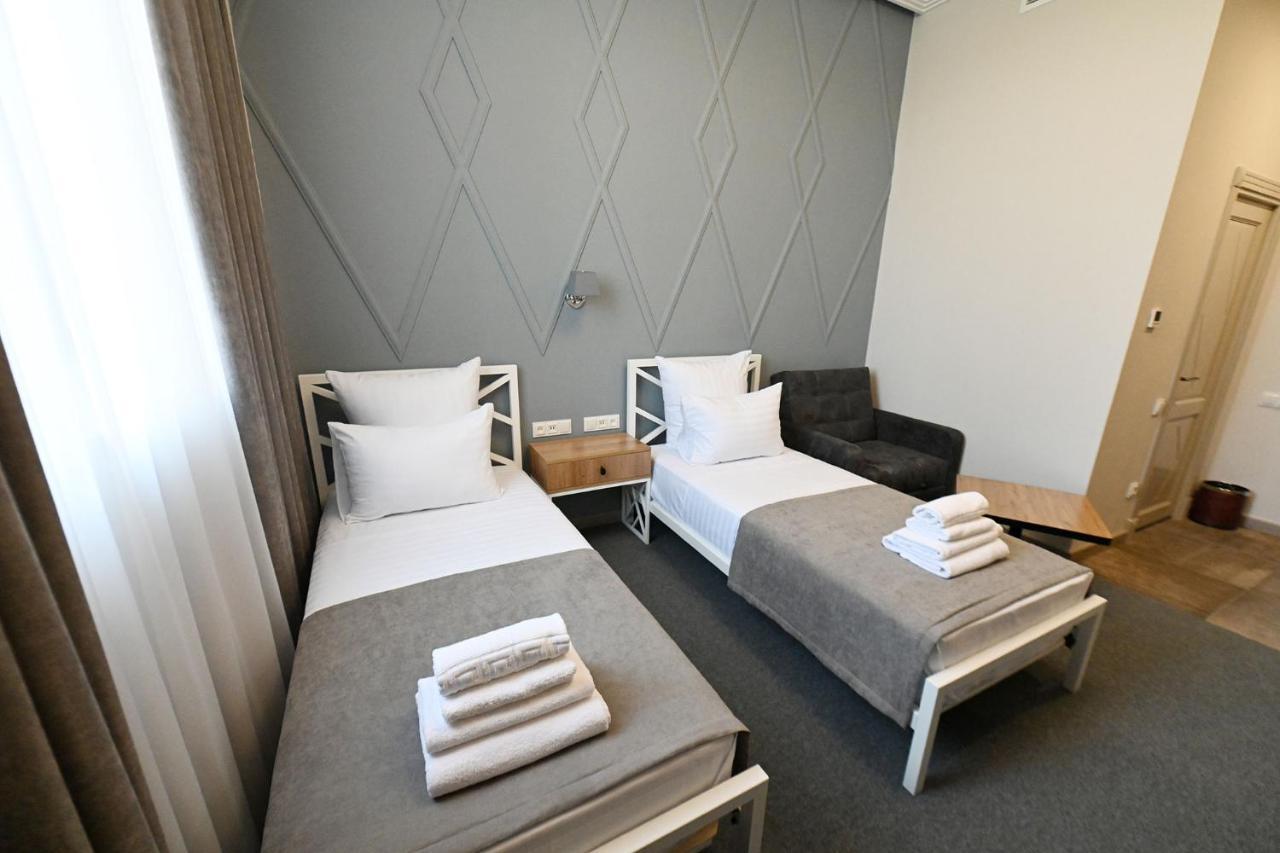 Prime Hotel ギュムリ エクステリア 写真