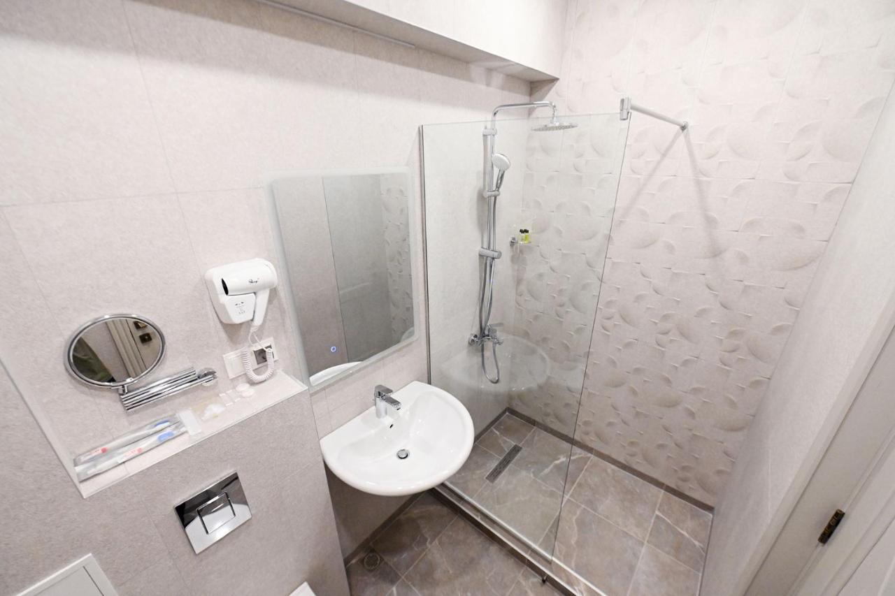 Prime Hotel ギュムリ エクステリア 写真