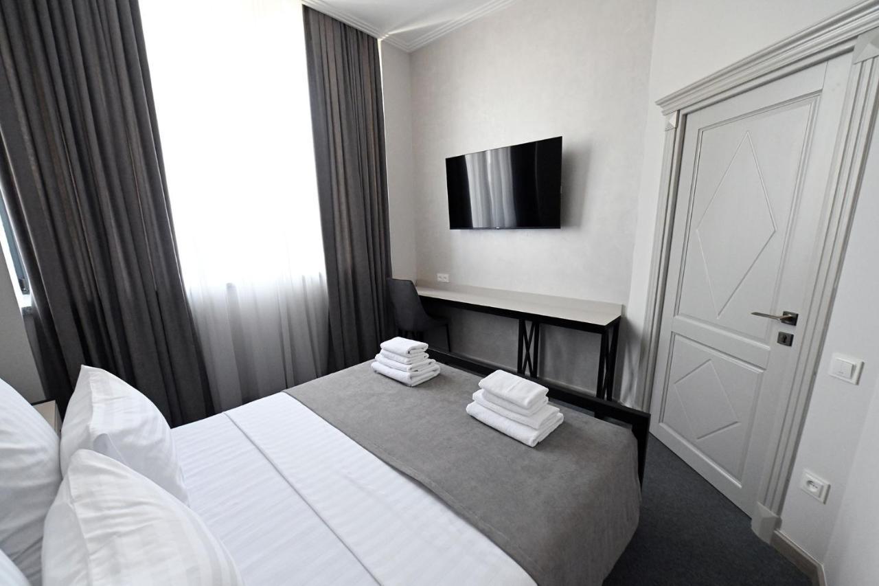 Prime Hotel ギュムリ エクステリア 写真