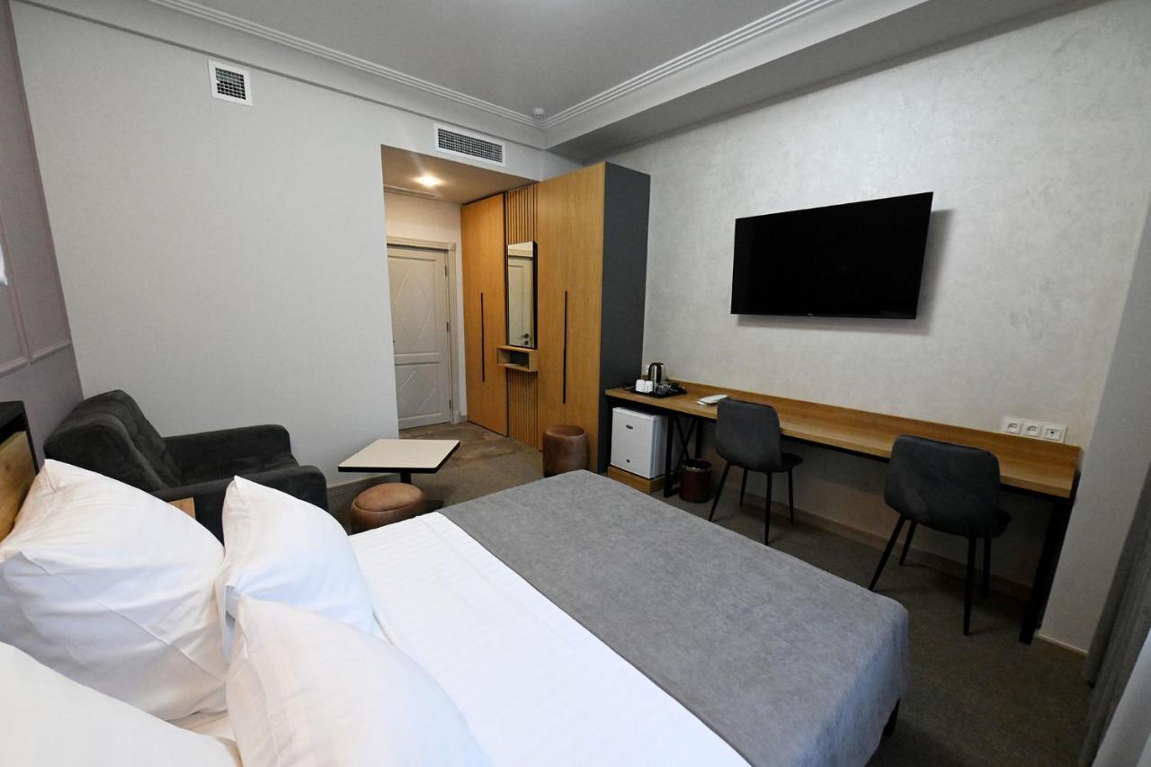 Prime Hotel ギュムリ エクステリア 写真