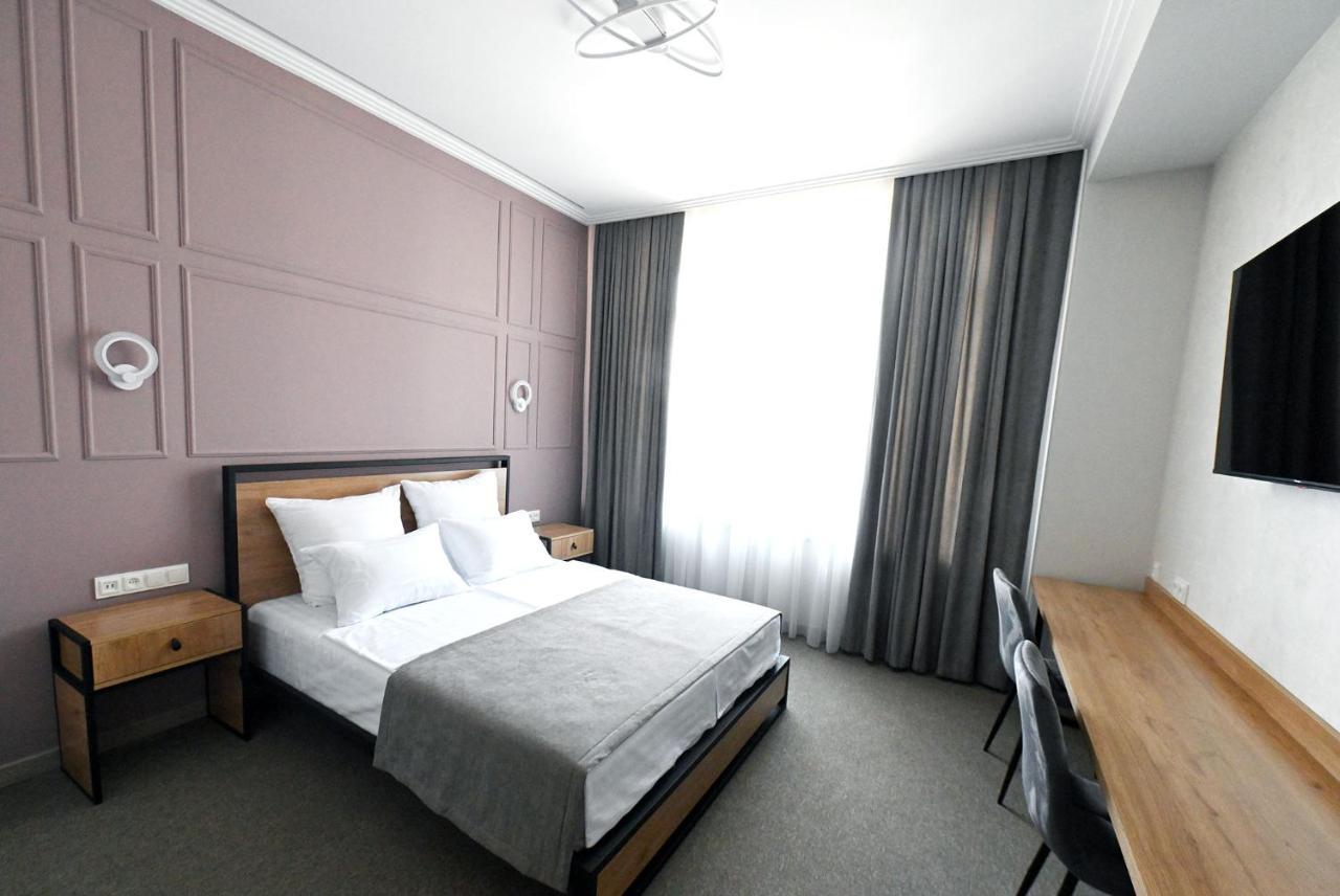 Prime Hotel ギュムリ エクステリア 写真